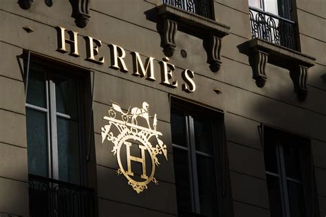 hermes heirs scandal.